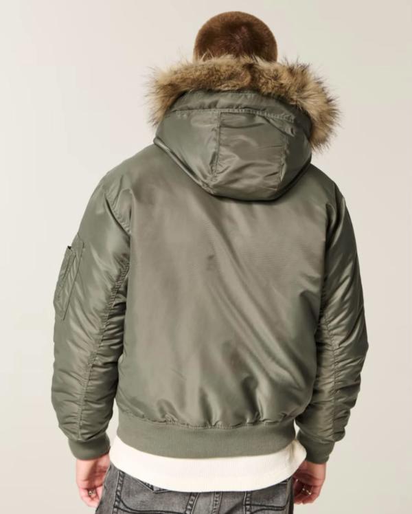 HOLLISTER JACKET ..